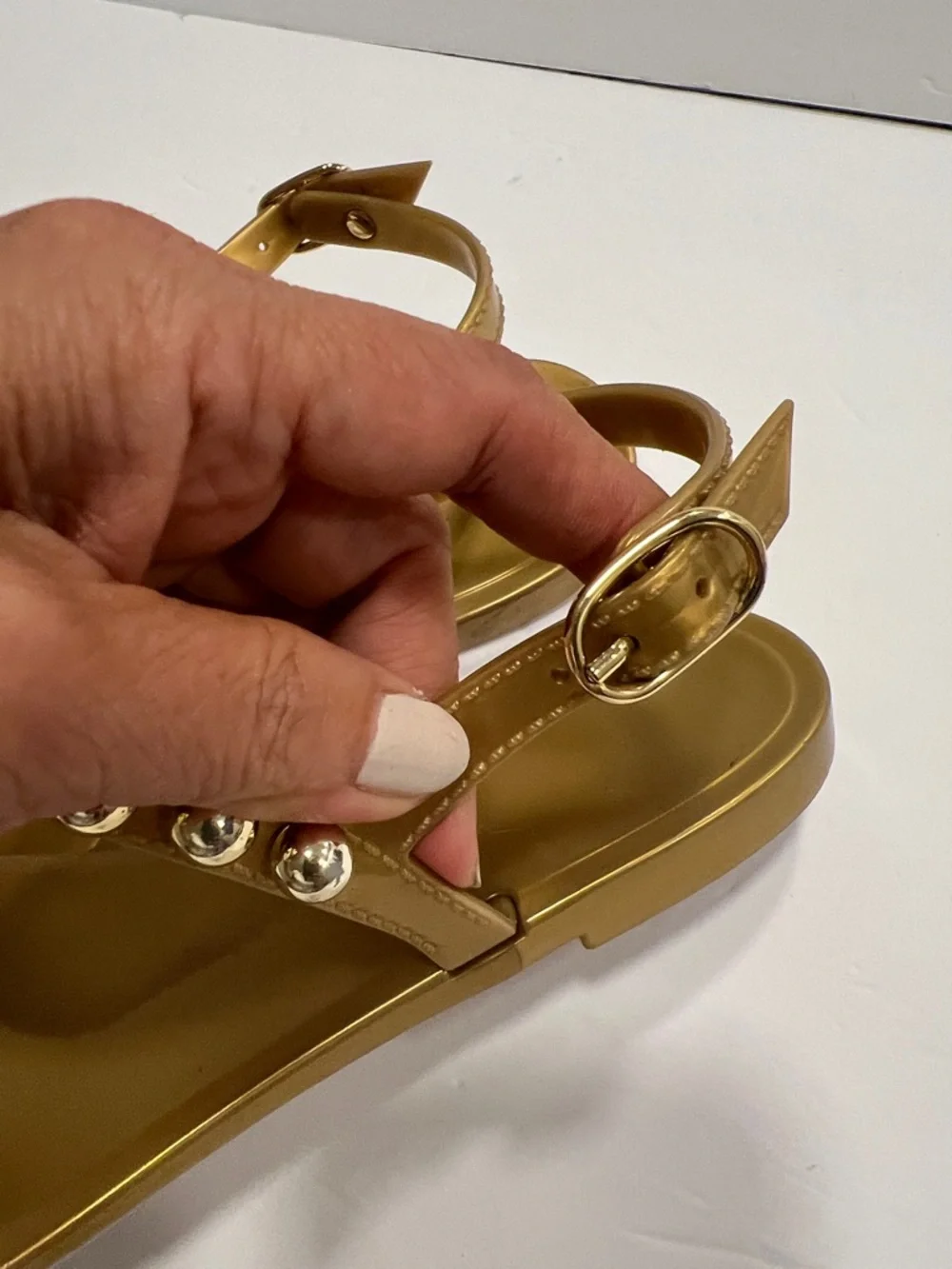 Stuart Weitzman Goldie jelly Studded T-Strap Women's Sandals size 8